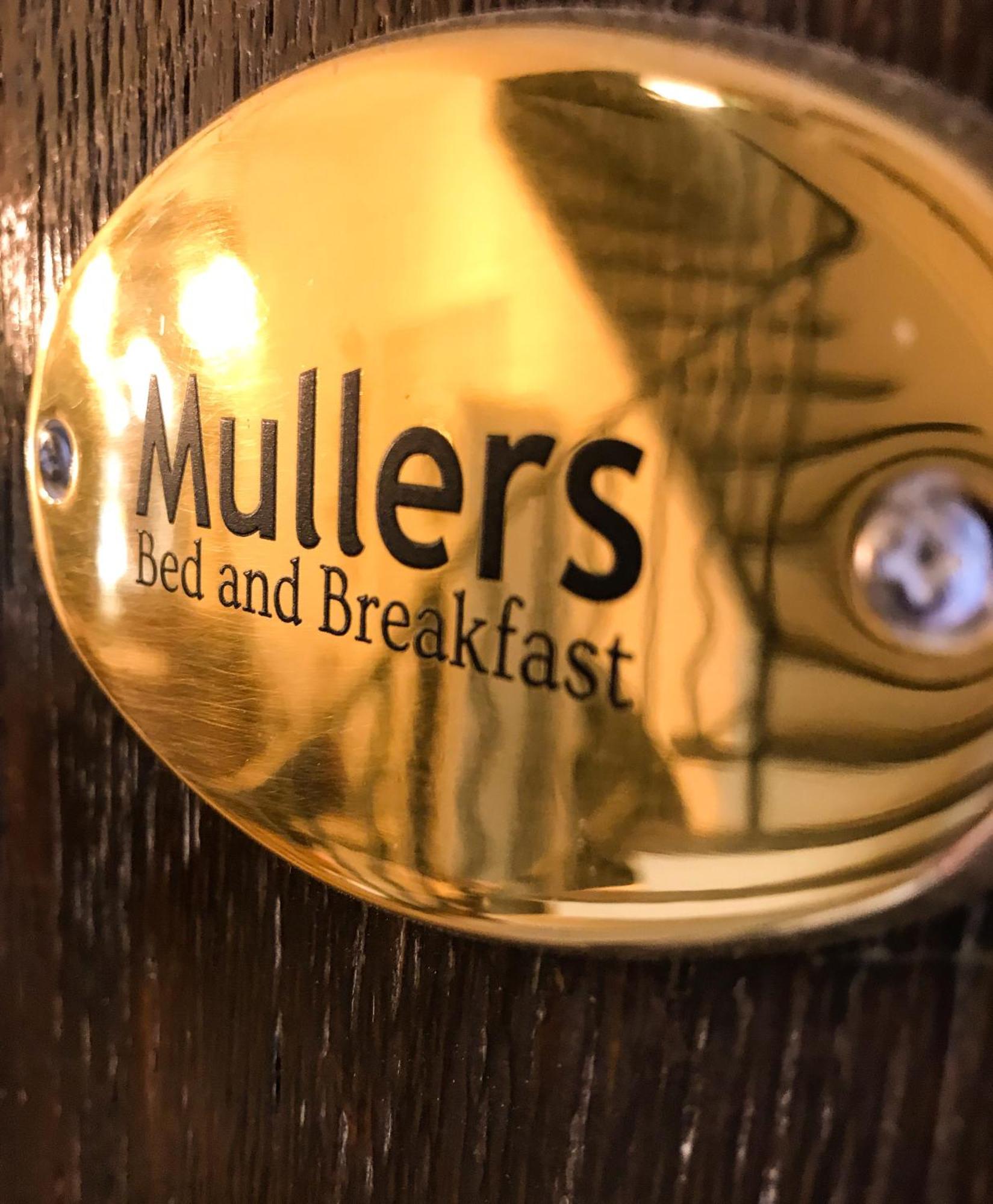 Muller'S Bed & Breakfast Bargemon Exterior photo